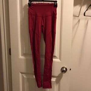 Red all the right places lulu